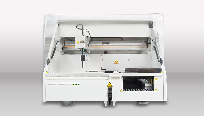 [Translate to Italian:] EUROIMMUN Analyzer I-2P